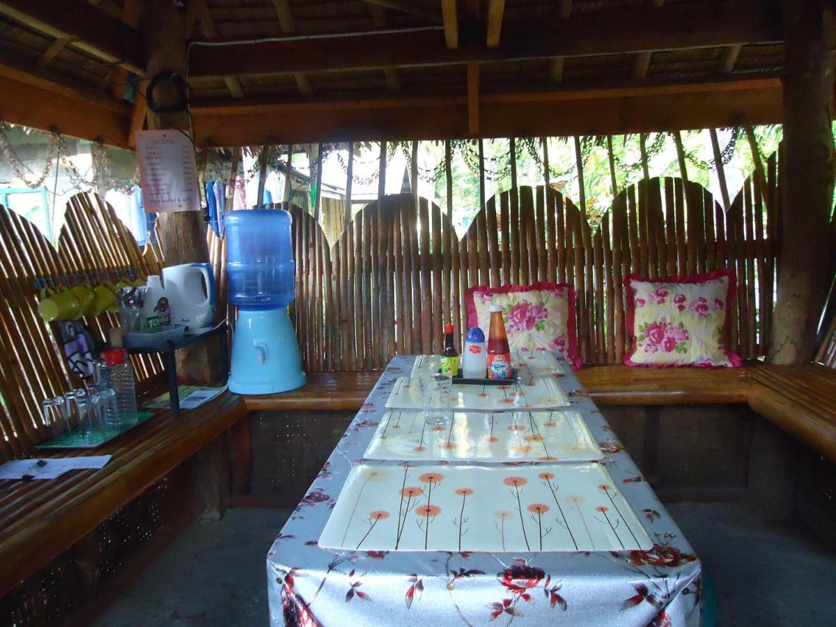 Lhoyjean Garden Hostel Batuan Екстериор снимка