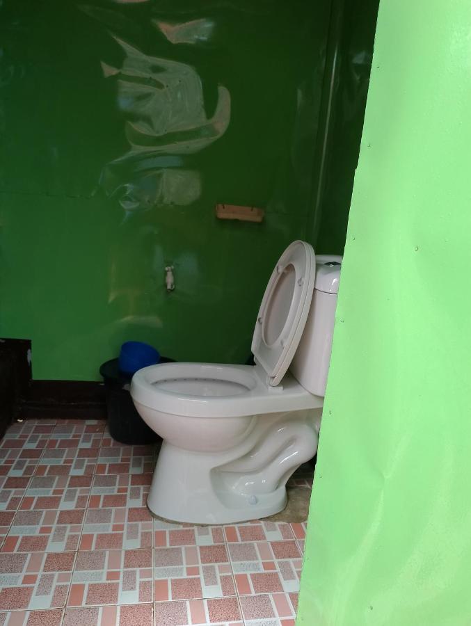 Lhoyjean Garden Hostel Batuan Екстериор снимка