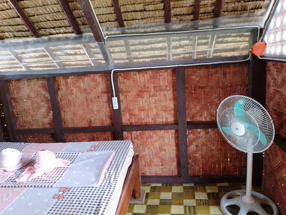 Lhoyjean Garden Hostel Batuan Екстериор снимка