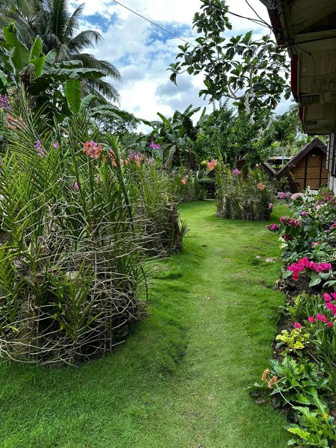 Lhoyjean Garden Hostel Batuan Екстериор снимка
