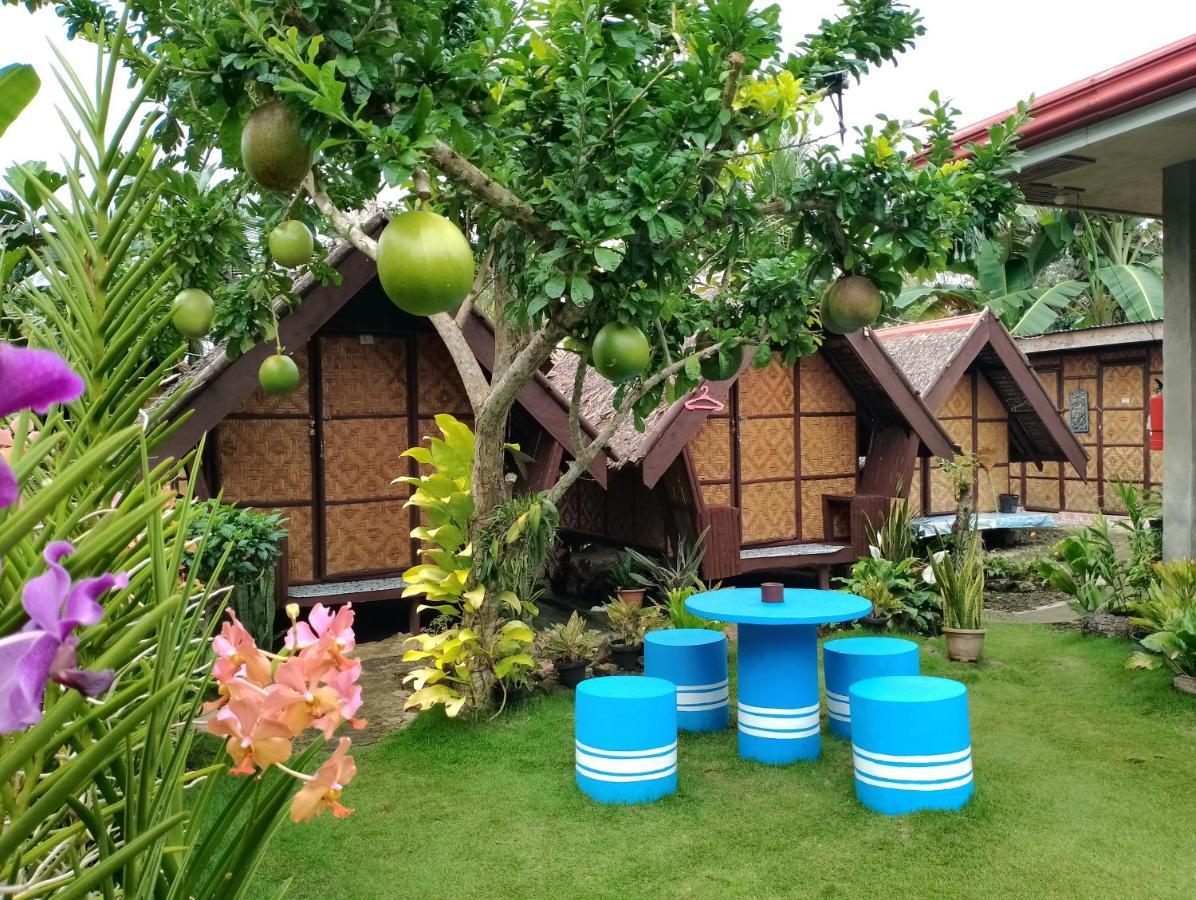 Lhoyjean Garden Hostel Batuan Екстериор снимка